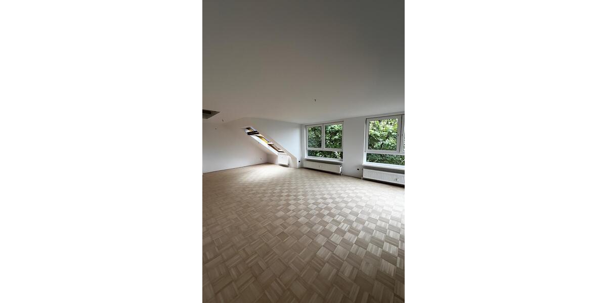 Dachgeschoßwohnung Wuppertal Barmen - 3 Zimmer, 87 m&sup2;, 1.290&euro; | Angebot:24859499