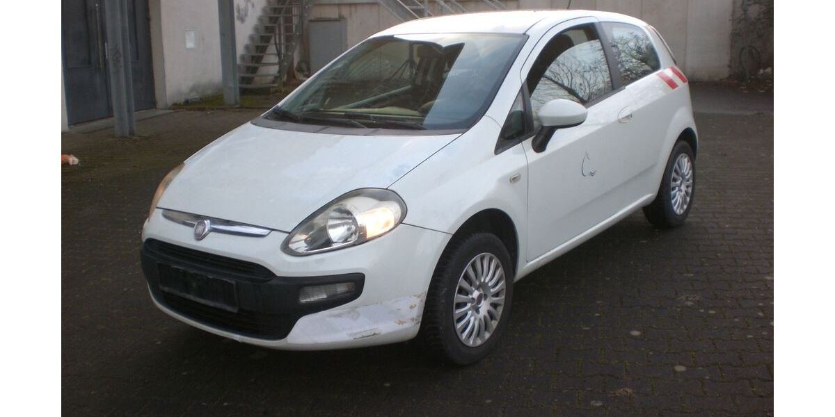 Fiat Punto 90.000 km 2.900 € Köln 50735