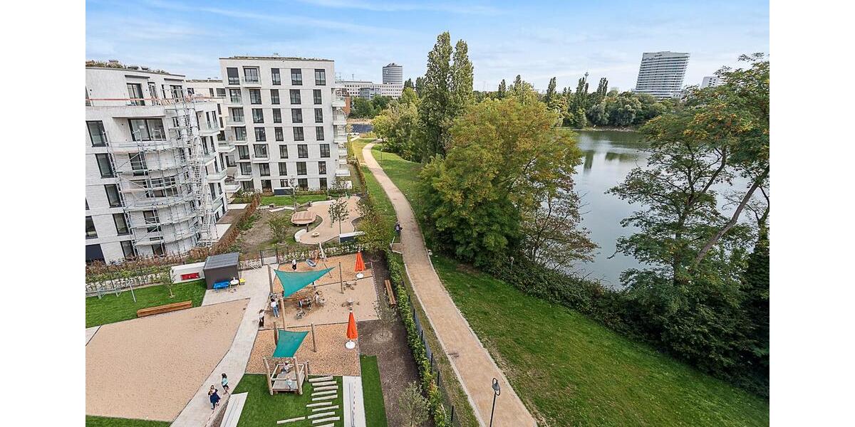 Dachgeschoßwohnung Düsseldorf Heerdt - 4 Zimmer, 109 m&sup2;, 1.743&euro; | Angebot:24256874