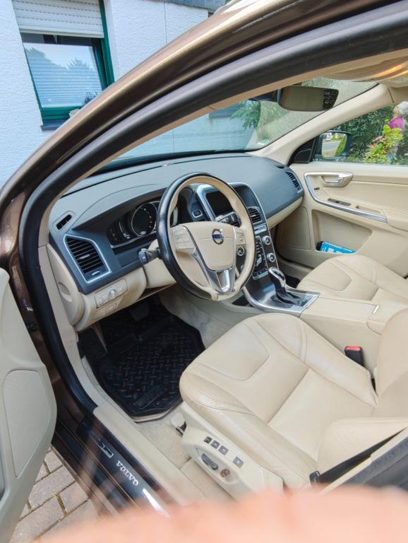 XC60