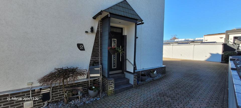 Dachgeschoßwohnung Wuppertal Cronenberg - 3 Zimmer, 65 m&sup2;, 600&euro; | Angebot:25935355