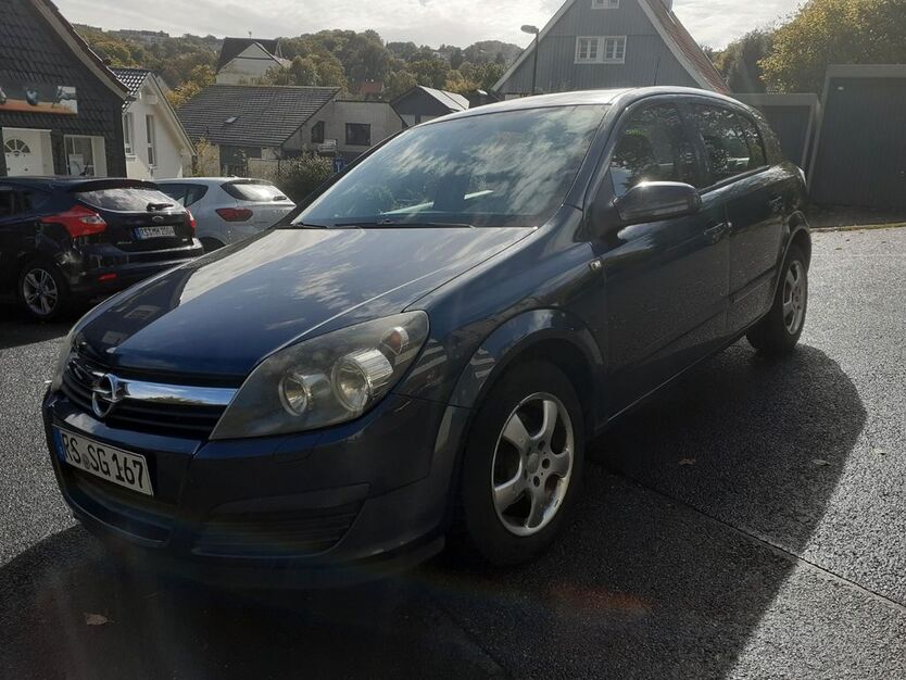 Opel Astra 174.900 km 2.250 € Remscheid 42855