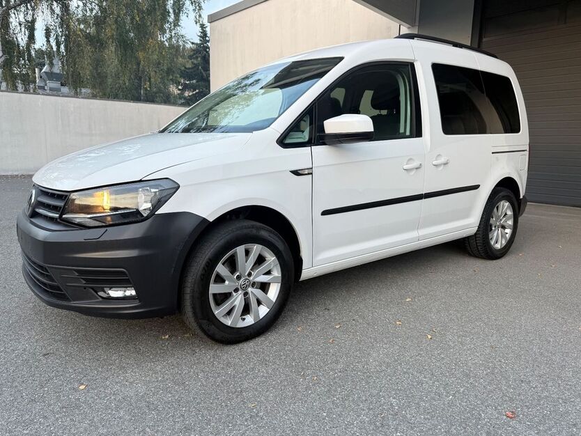VW Caddy 185.000 km 8.950 € Essen 45141