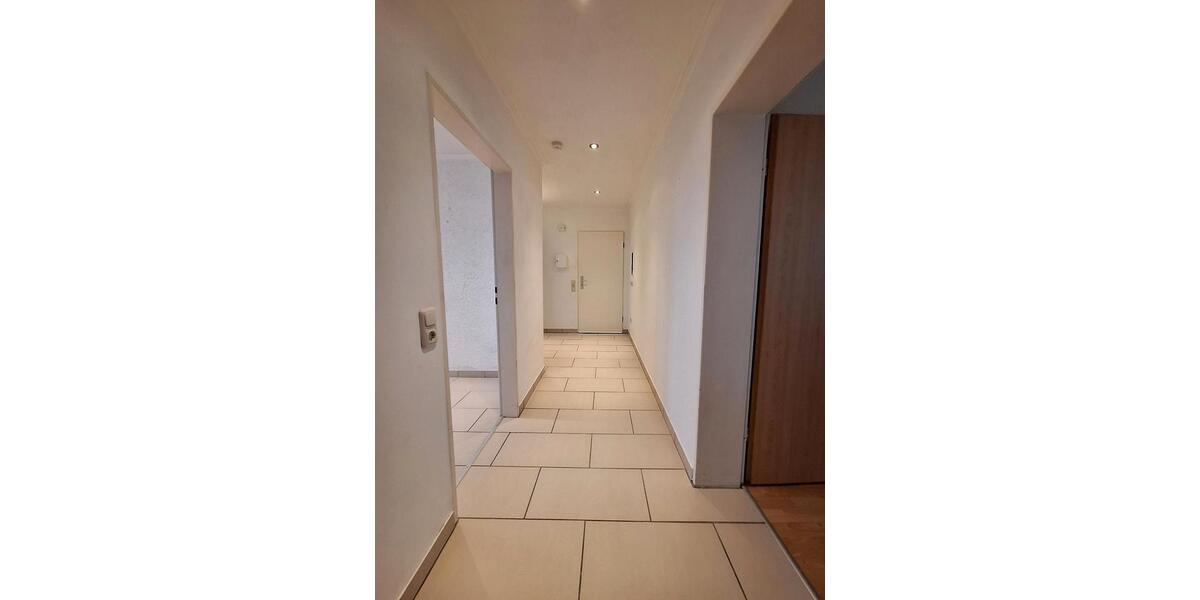 Etagenwohnung Halver - 2 Zimmer, 63 m&sup2;, 104.000&euro; | Angebot:24782490