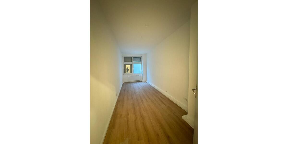 Erdgeschoßwohnung Wuppertal Arrenberg - 3 Zimmer, 101 m&sup2;, 875&euro; | Angebot:24643835