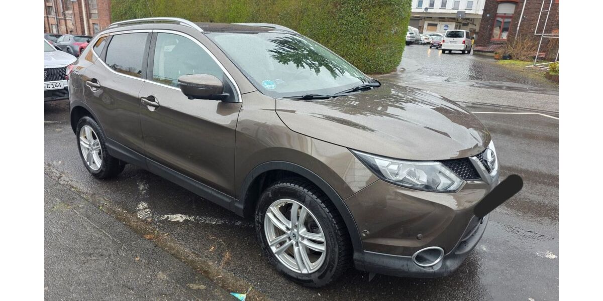 Nissan Qashqai 122.000 km 13.100 &euro; Solingen 42699