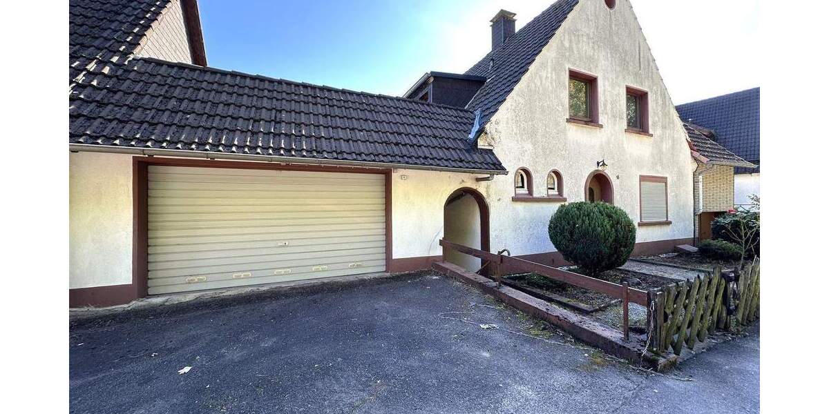 Einfamilienhaus Halver Carthausen - 6 Zimmer, 122 m&sup2;, 179.000&euro; | Angebot:23825052