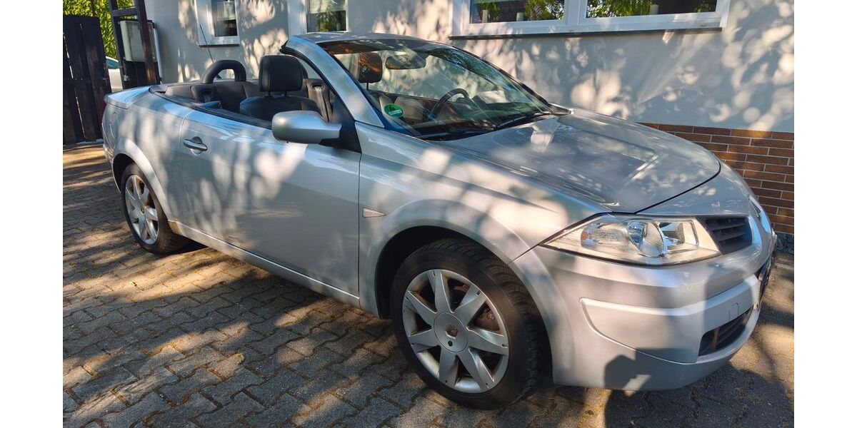 Renault Megane 127.562 km 1.890 &euro; Leverkusen 51381