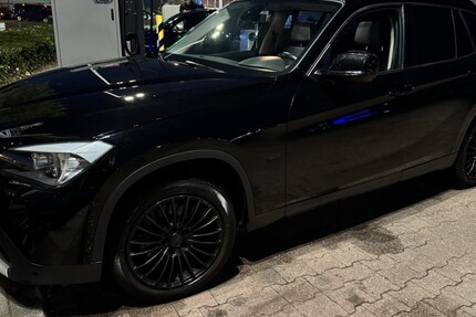 BMW X1 205.000 km 11.799 € Düsseldorf 40213