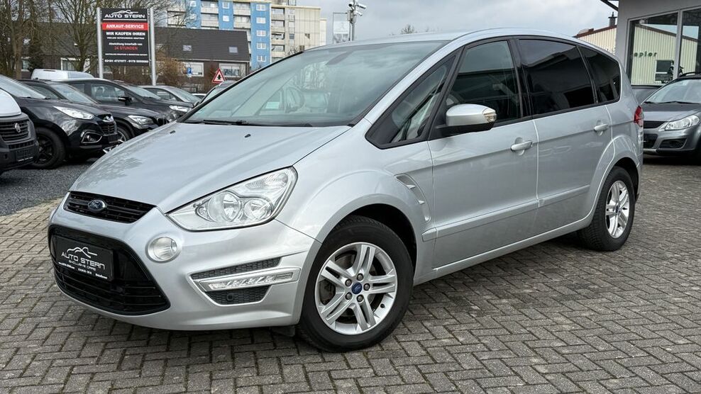 Ford S-Max 119.000 km 10.800 € Grevenbroich 41516