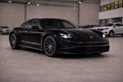 Porsche Taycan 7.950 km 62.950 &euro; Köln 50674