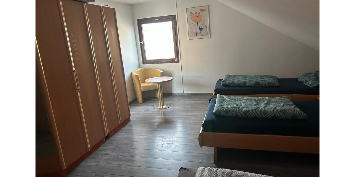 Etagenwohnung Remscheid Lüttringhausen - 2 Zimmer, 60 m&sup2;, 11&euro; | Angebot:25512272