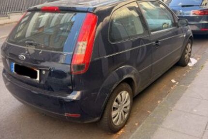 Ford Fiesta 223.500 km 985 &euro; Köln 50679