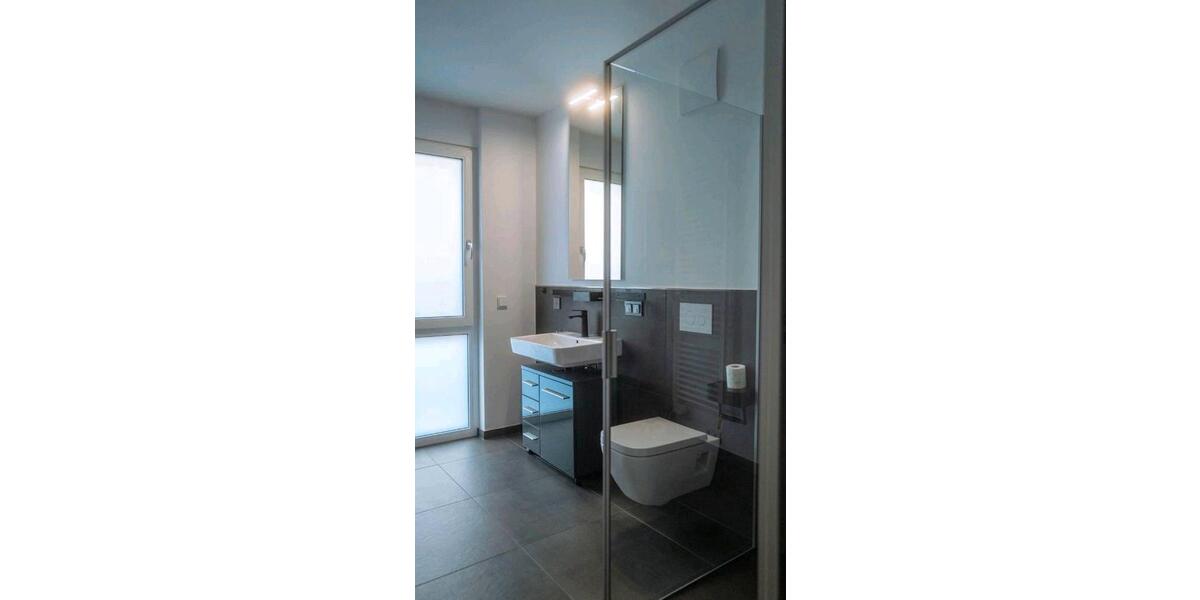 Erdgeschoßwohnung Bergisch Gladbach - 2.5 Zimmer, 80 m&sup2;, 1.200&euro; | Angebot:26679373