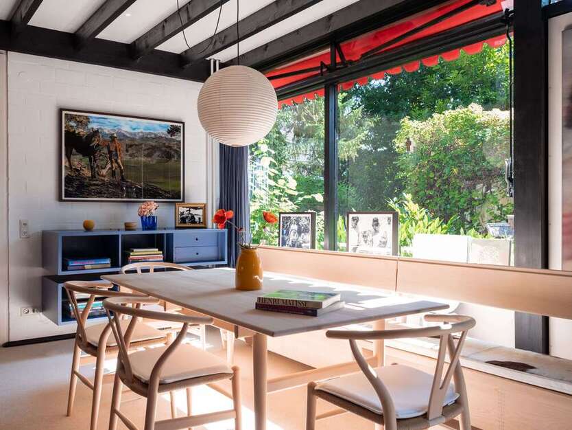 Haus zum Kaufen in Neuss-Gnadental 698.500 € 216 m² 6 zimmer