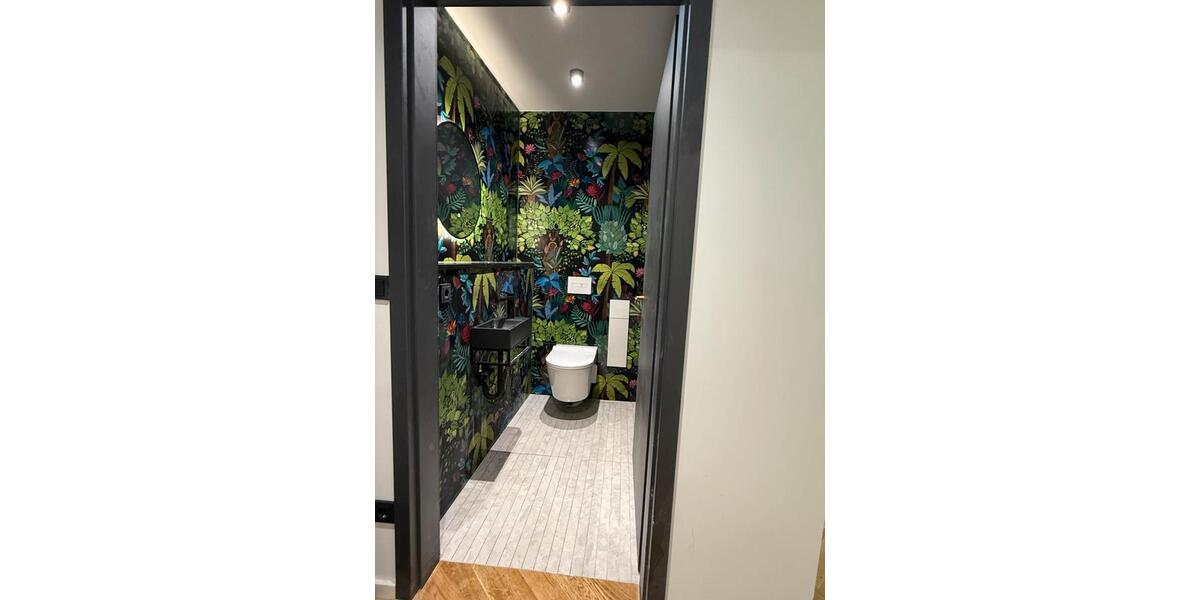 Hochparterre Düsseldorf Pempelfort - 3 Zimmer, 119 m&sup2;, 2.500&euro; | Angebot:24385522