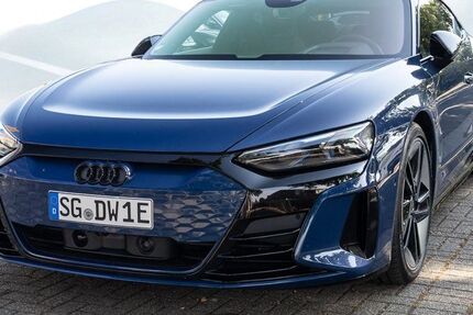 Audi RS e-tron GT 51.000 km 61.450 &euro; Solingen 42699