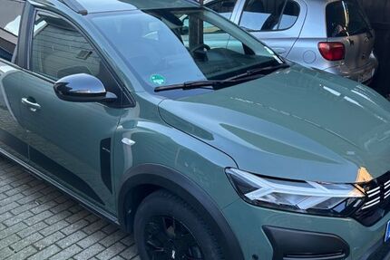Dacia Jogger 35.600 km 15.800 &euro; Velbert 42549