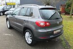 VW Tiguan TEAM orig.ATM ca 52 tkm XENON AHK PARKPILOT 112.432 km 10.908 € Köln 50858