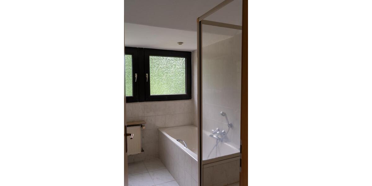 Einfamilienhaus Erkrath - 4 Zimmer, 125 m&sup2;, 450.000&euro; | Angebot:27285288