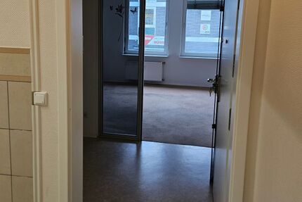 Wermelskirchen - barierrefreie, gemütliche 2-Zi-Wohnung, zentral gelegen zu vermieten - Wohnung Wermelskirchen | Angebot:24837813