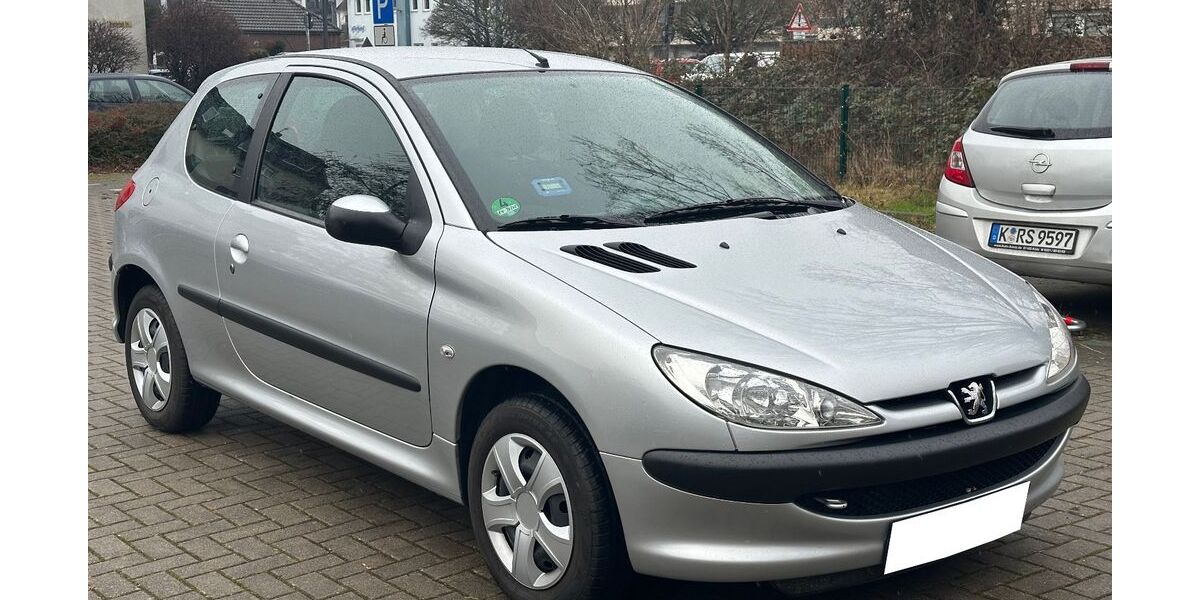 Peugeot 206 75.000 km 2.500 &euro; Köln 50668