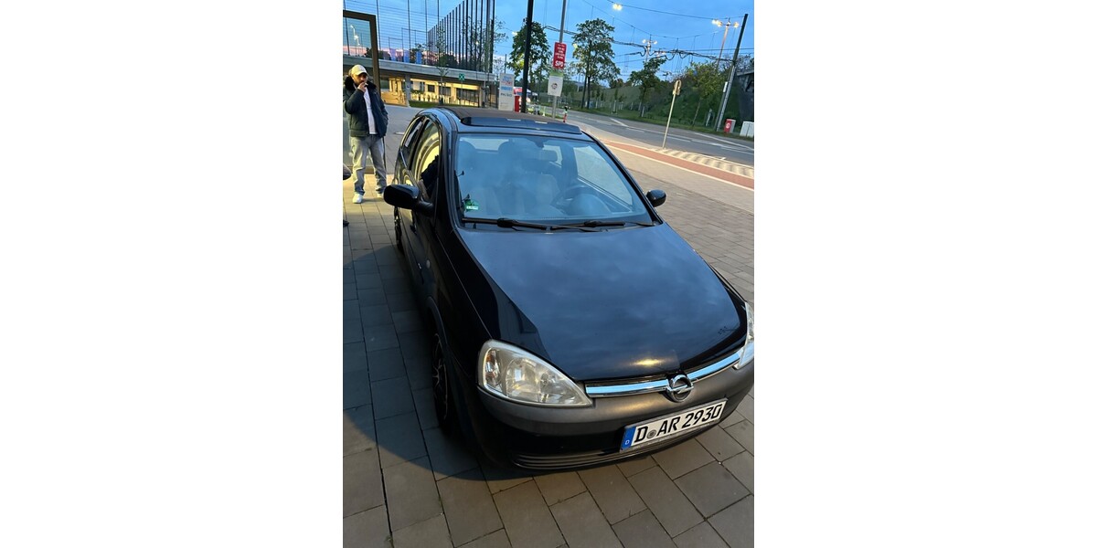 Opel Corsa C 154.000 km 1.750 € Düsseldorf 40213