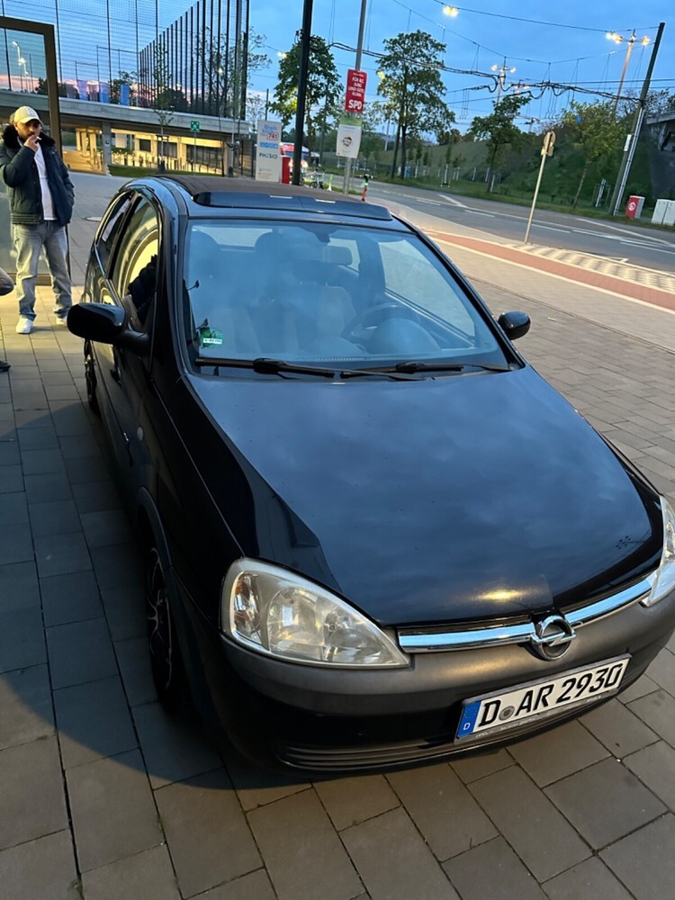 Opel Corsa C 154.000 km 1.750 € Düsseldorf 40213