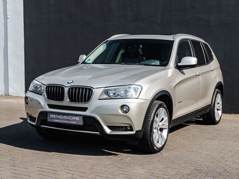 BMW X3 317.000 km 8.999 € Solingen 42655