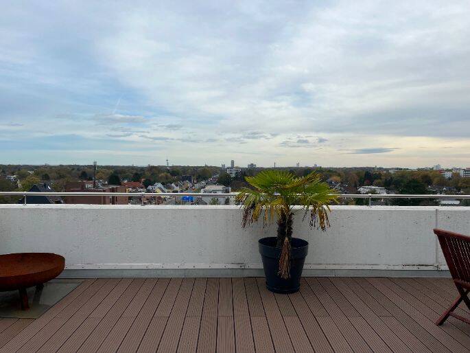 Arbeitsplatz in stylischer Agentur mit Dachterrasse - All-in-Miete