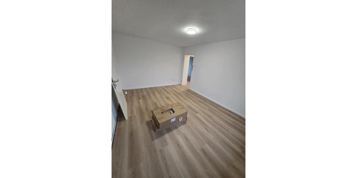 Etagenwohnung Solingen Höhscheid - 2 Zimmer, 50 m&sup2;, 750&euro; | Angebot:24831839