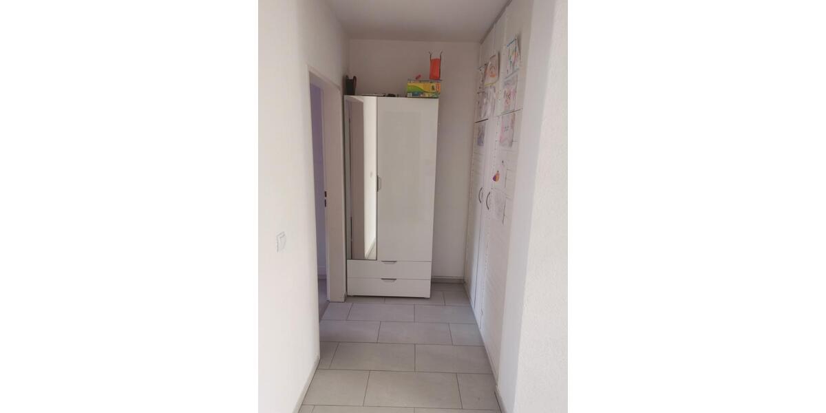 Etagenwohnung Neuss Erfttal - 3 Zimmer, 65 m&sup2;, 1.000&euro; | Angebot:27594080
