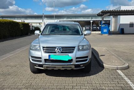 VW Touareg 295.000 km 8.900 &euro; Wuppertal 42329