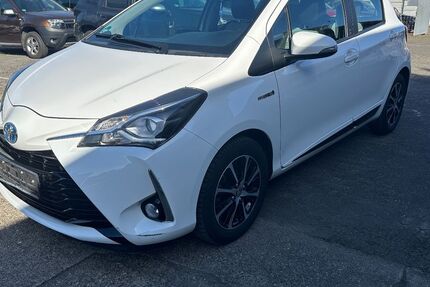 Toyota Yaris 85.000 km 12.500 &euro; Neuss 41469