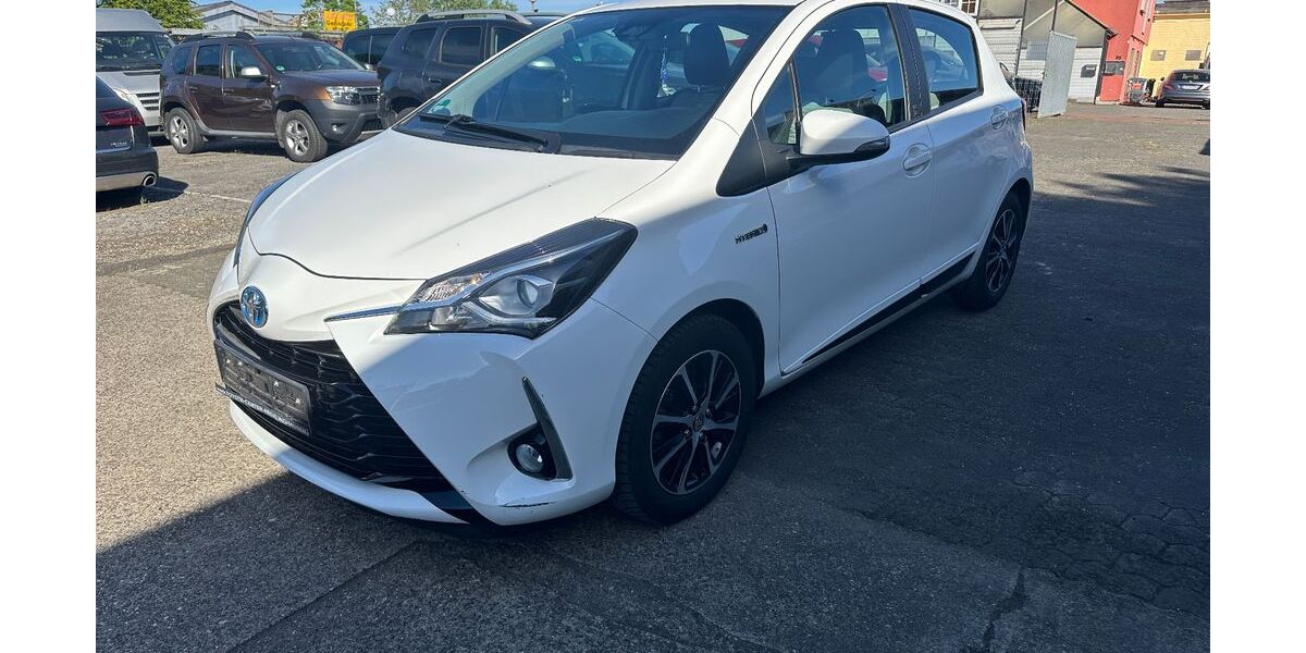 Toyota Yaris 85.000 km 12.500 &euro; Neuss 41469