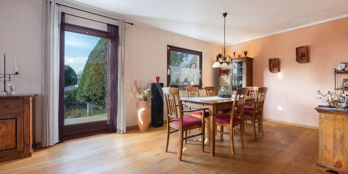 Einfamilienhaus Velbert Mitte - 4 Zimmer, 118 m&sup2;, 469.000&euro; | Angebot:24724074