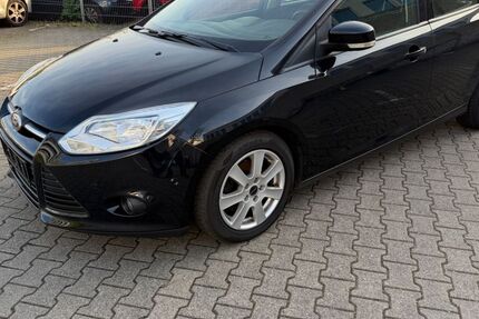 Ford Focus 140.000 km 4.600 &euro; Köln 50739