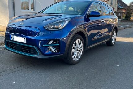 Kia Niro 49.500 km 18.500 &euro; Köln 50765