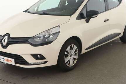 Renault Clio 69.704 km 8.210 € Essen 45141