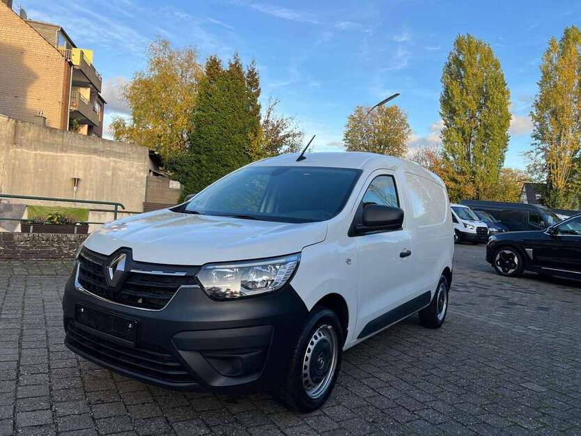 Renault Express 75.800 km 10.890 € Düsseldorf 40597