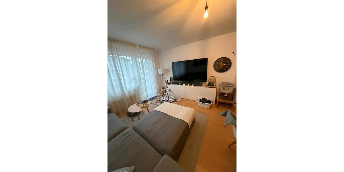 Etagenwohnung Leverkusen Bürrig - 3 Zimmer, 82 m&sup2;, 1.300&euro; | Angebot:24795132