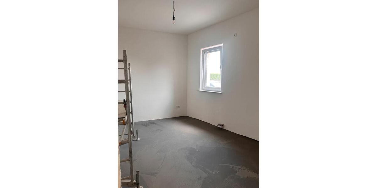 Erdgeschoßwohnung Solingen Wald - 3 Zimmer, 80 m&sup2;, 1.000&euro; | Angebot:27553046