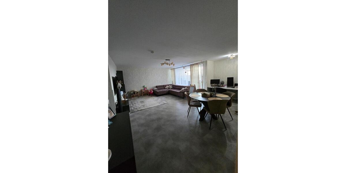 Etagenwohnung Ratingen Tiefenbroich - 3 Zimmer, 92 m&sup2;, 280.000&euro; | Angebot:27629351