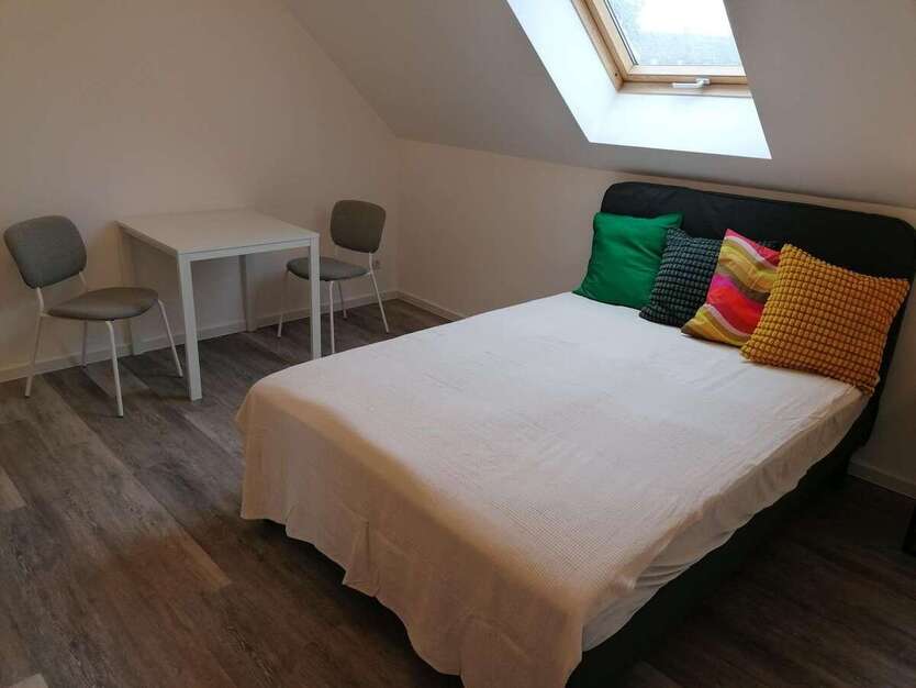 Wohnung zum Mieten in Leverkusen 540 € 105 m² 5 zimmer