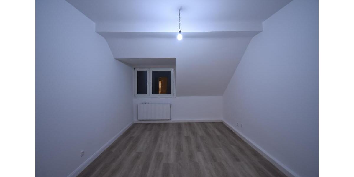 Etagenwohnung Düsseldorf Oberbilk - 1 Zimmer, 38 m&sup2;, 695&euro; | Angebot:24378774