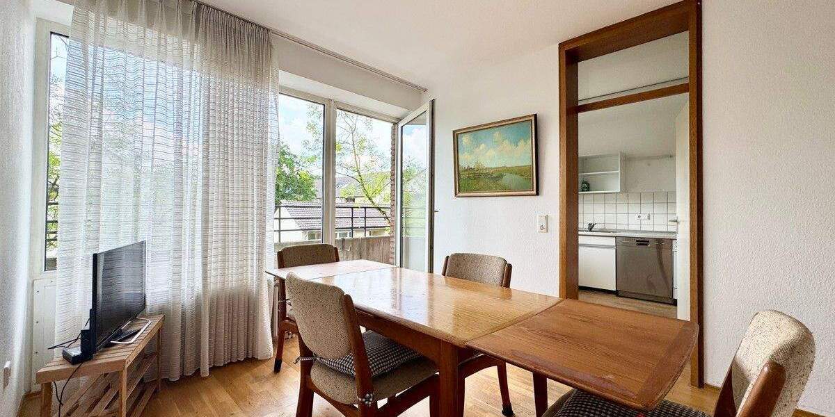 Etagenwohnung Düsseldorf Golzheim - 5 Zimmer, 105 m&sup2;, 550.000&euro; | Angebot:24810215