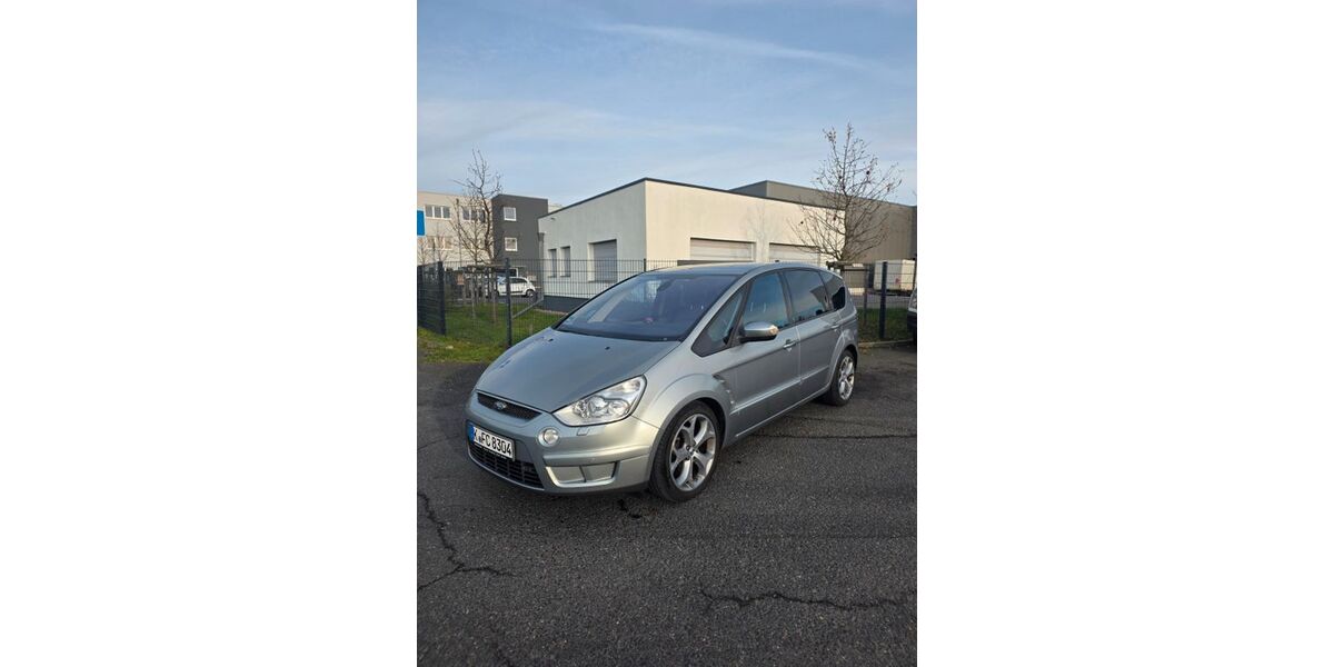 Ford S-Max 275.000 km 3.800 € Köln 50767