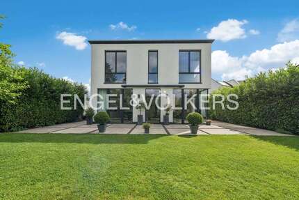 Haus Köln Lindenthal - 4 Zimmer, 234 m&sup2;, 1.490.000&euro; | Angebot:27023017