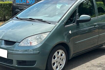 Mitsubishi Colt 65.000 km 3.750 &euro; Köln 50679