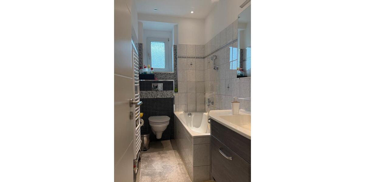 Etagenwohnung Düsseldorf Flingern Süd - 3 Zimmer, 64 m&sup2;, 329.000&euro; | Angebot:26687188